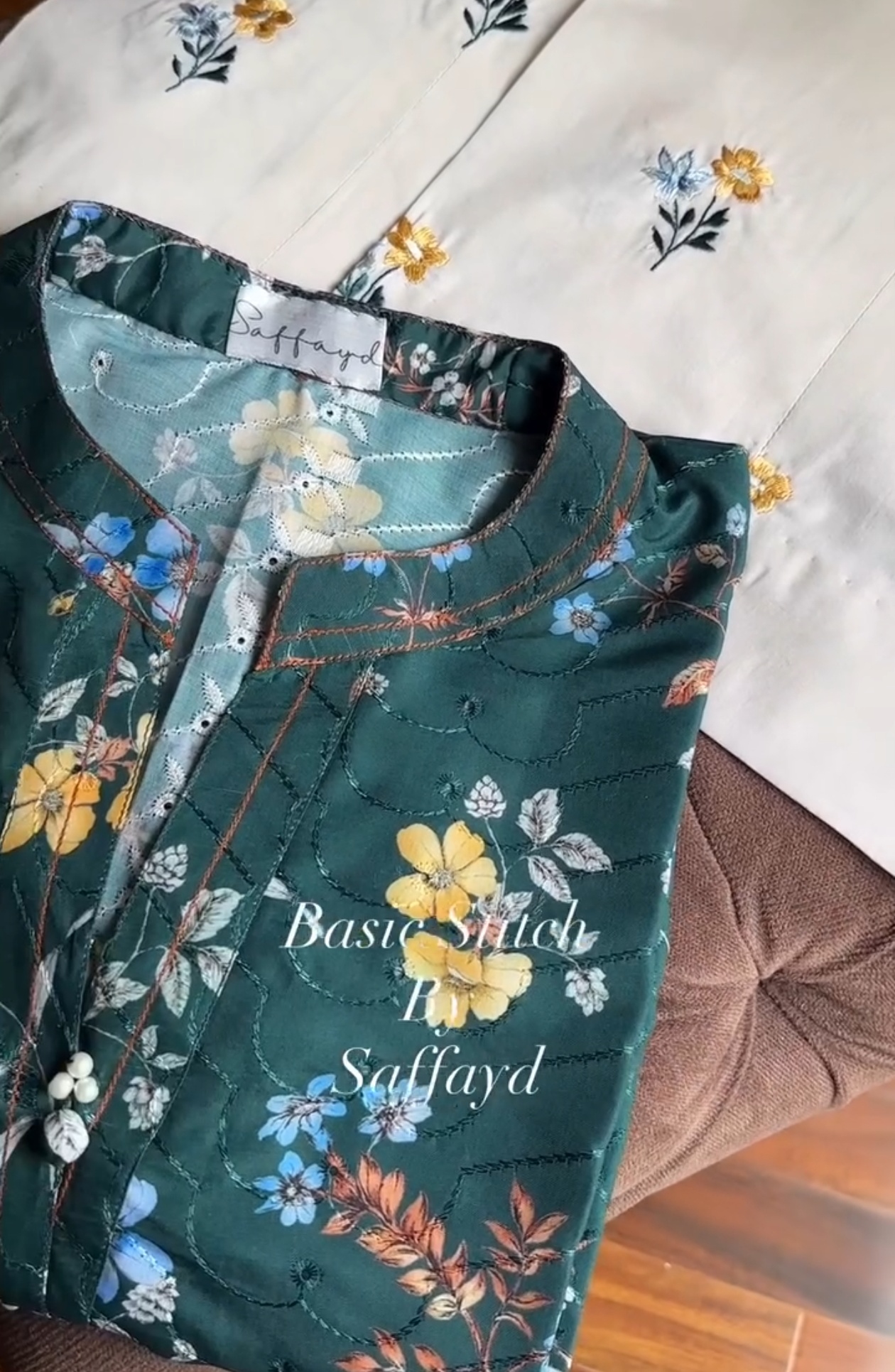 Bottle Green Floral Touch Code: FH 27